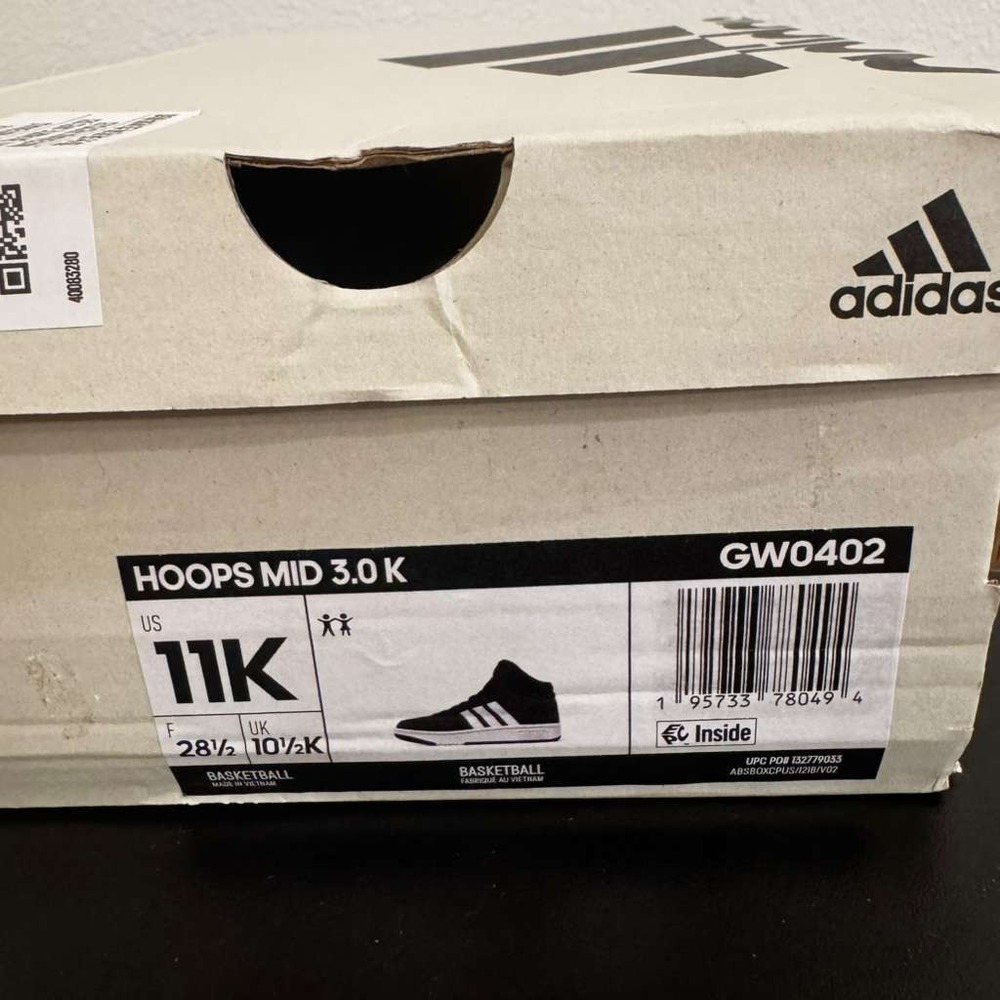 Adidas Hoops 3.0 Mid Basketball Shoes GW0402 Black White Kids 11 New - Picture 12 of 13
